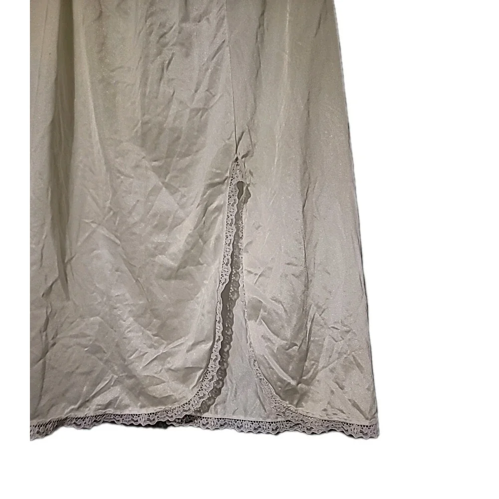 Vintage Fortune Half‎ Slip Skirt Ivory USA Nylon Women's Med Floral Lace Slits
